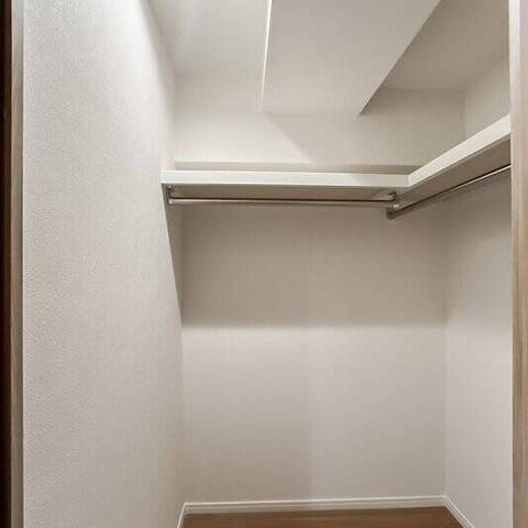 三ツ沢ハイタウンの室内写真