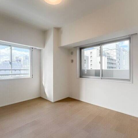 カワサキ・ミッドマークタワーの室内写真