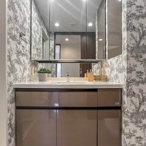 カワサキ・ミッドマークタワーの室内写真