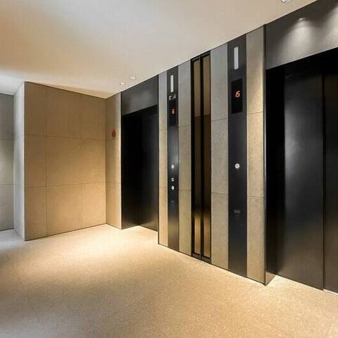 カワサキ・ミッドマークタワーの室内写真