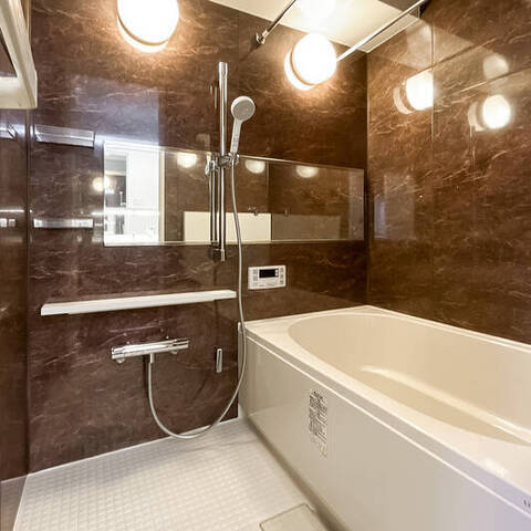 日商岩井自由が丘マンションの室内写真