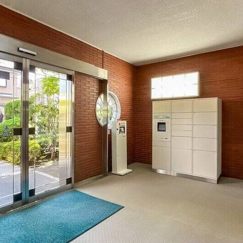 ドルフ都立大の建物・共用部写真