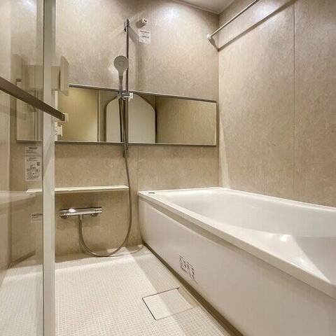 ドルフ都立大の室内写真