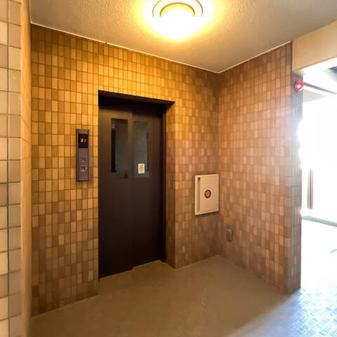 朝日シティパリオ鶴見岸谷の室内写真