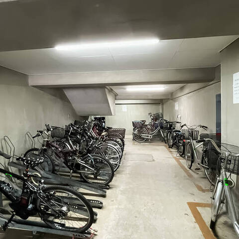 朝日シティパリオ鶴見岸谷の室内写真