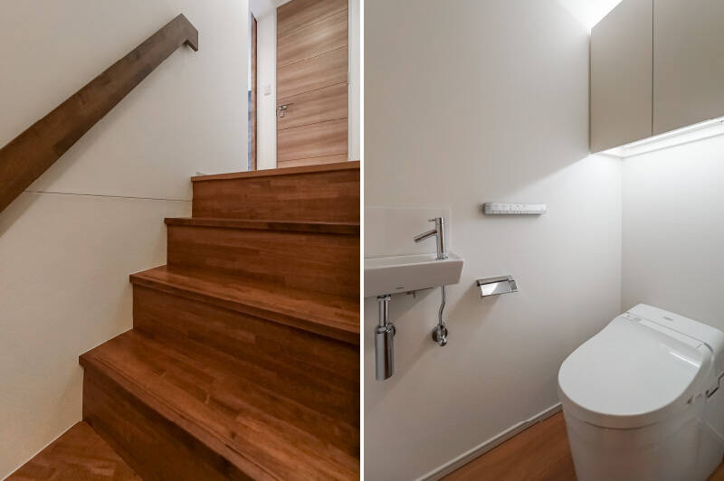 <b>左・</b>物件の階段は比較的傾斜がきついのでご注意ください。慣れればいい運動、カモ？／<b>右・</b>トイレは1階、階段の手前にあります。小さな手洗い器付きなので、来客時に1階のみで応接を完結できてGOODですね。