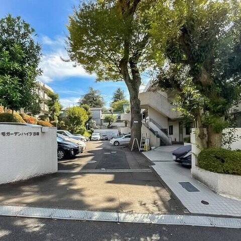 上野毛ガーデンハイツの建物・共用部写真