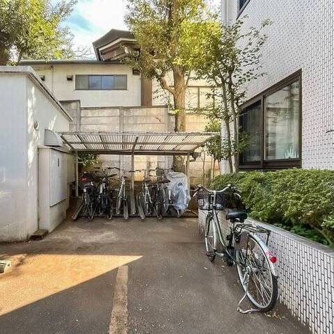 上野毛ガーデンハイツの建物・共用部写真