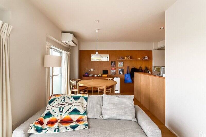 L字型のLDKは、キッチン・ダイニング・リビングのゾーニングがしやすく、インテリアの配置もしやすそう♪