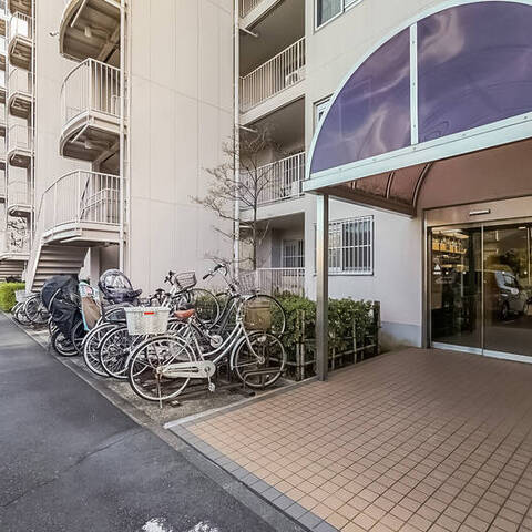 大倉山ハイム1号棟の建物・共用部写真