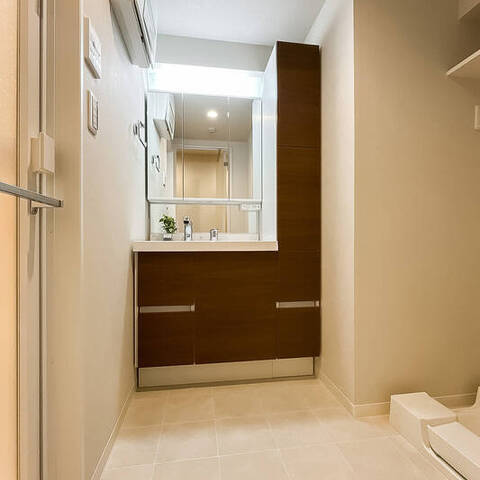 朝日シティパリオ高井戸の室内写真