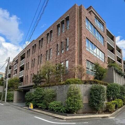 ヴァリウス代沢の建物・共用部写真