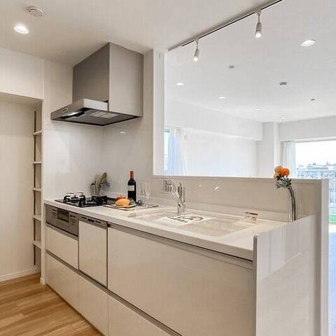 志村城山公園ハイデンスの室内写真