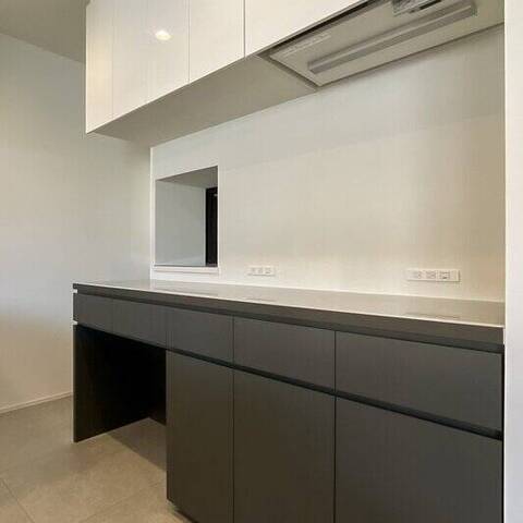 インペリアル表参道の室内写真