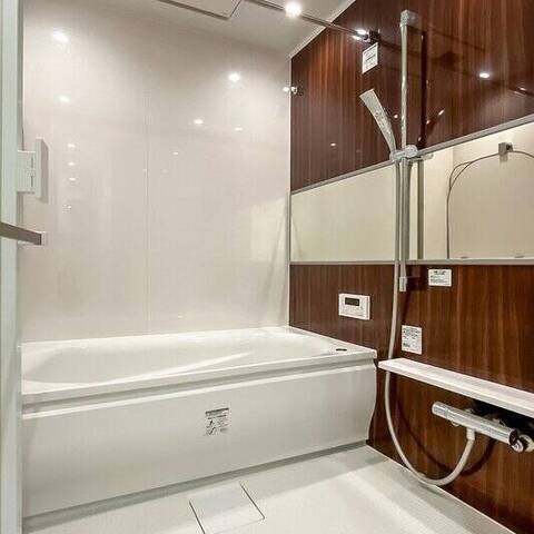 インペリアル表参道の室内写真