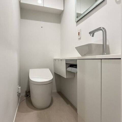 インペリアル表参道の室内写真