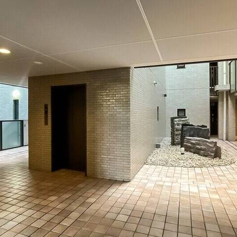 インペリアル表参道の室内写真