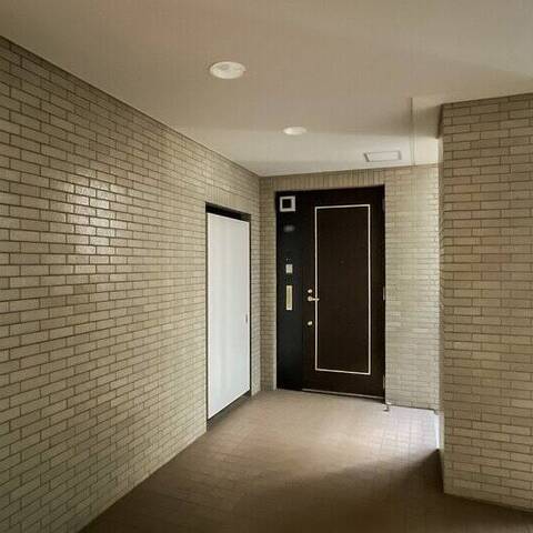 インペリアル表参道の室内写真