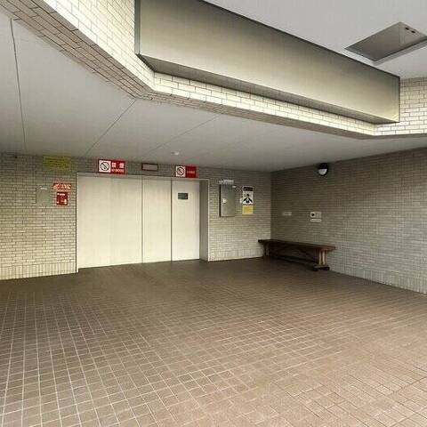 インペリアル表参道の室内写真