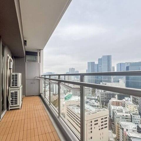 GLOBAL FRONT TOWERの室内写真