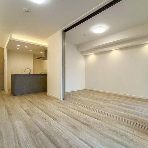 日興児玉パレス南青山の室内写真