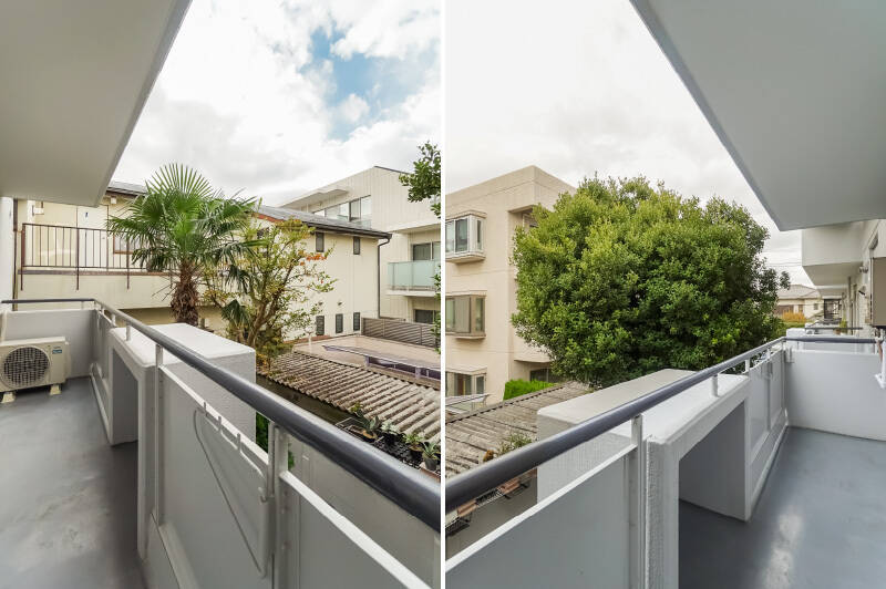 ちょうど正面がマンションの自転車置き場なので、2階ながらしっかり空が見えます。晴れた日は午前の陽射しが気持ちよく入りそうですね。