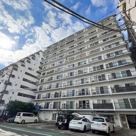 秀和目黒駅前レジデンスの建物・共用部写真