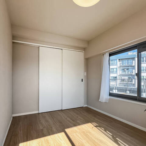 東海狛江マンションの室内写真