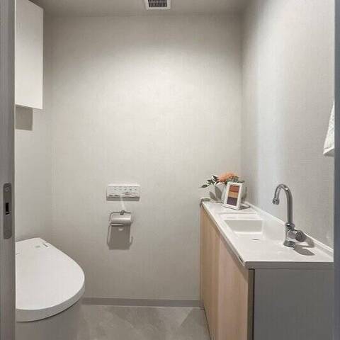 ヨコハマタワーリングスクエアの室内写真