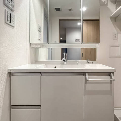 ジョイフル一番館鶴見中央の室内写真