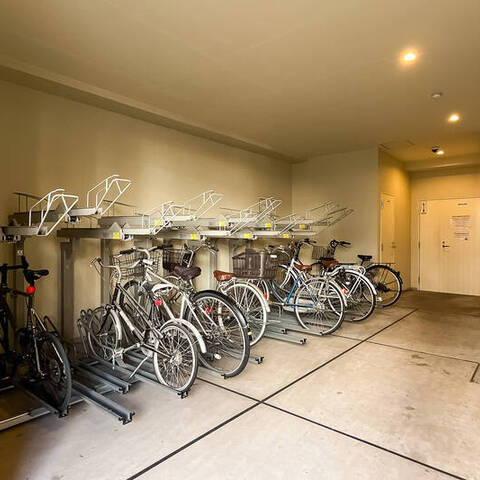 ジーベック押上の室内写真