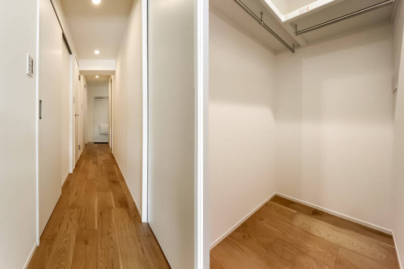 <b>左・</b>LDKを背に廊下を見たカット。個室や水まわりへの扉がずらりと並んでいます。／<b>右・</b>トイレの横には、ウォークインクローゼット（WIC）。季節家電の収納場所にもよさそう。