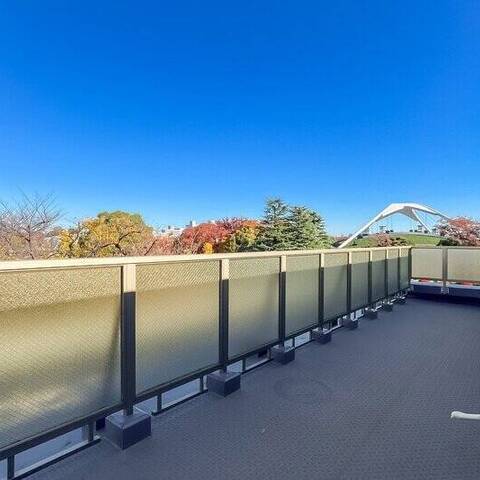 クレッセント駒沢公園パークサイドの室内写真