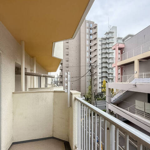 アゼリアハイライズの室内写真