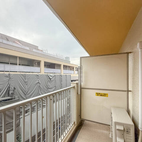 アゼリアハイライズの室内写真