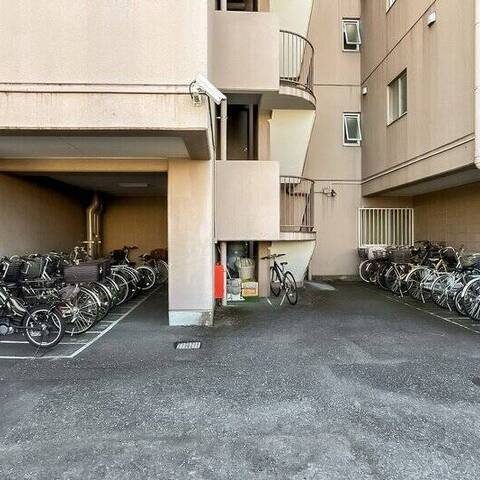 十条台パークハウスの室内写真