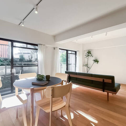 ニューウェルテラス宮前平B棟の室内写真