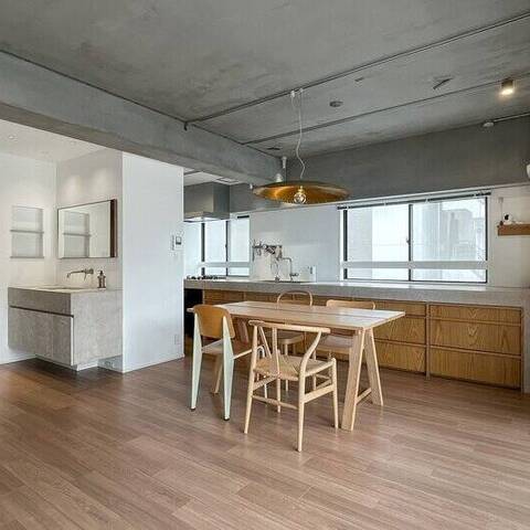 ホワイトレジデンスの室内写真