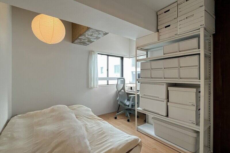 白を基調とした居室で、とても明るく感じます。