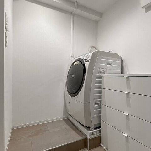 ホワイトレジデンスの室内写真