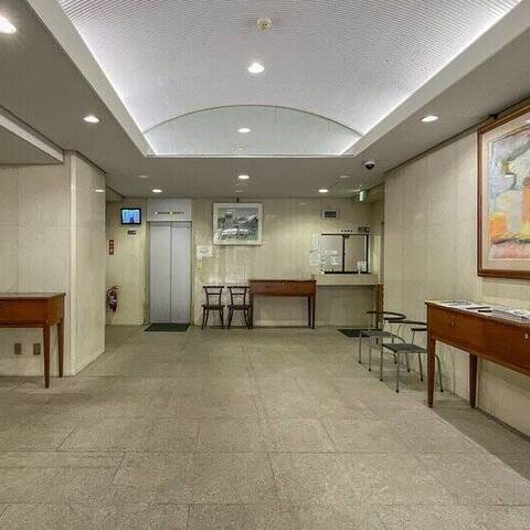 ホワイトレジデンスの建物・共用部写真