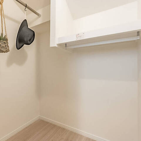 松濤ホームズの室内写真