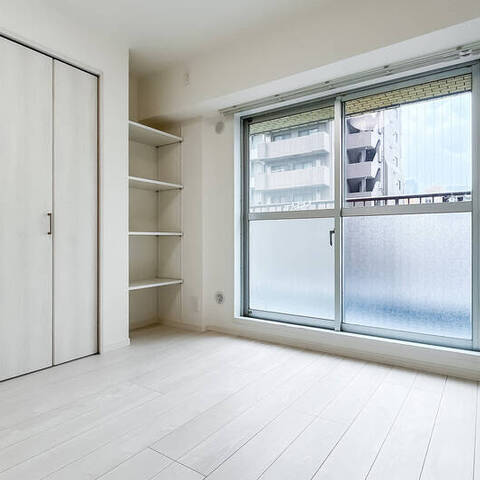 ライオンズマンション新富町の室内写真