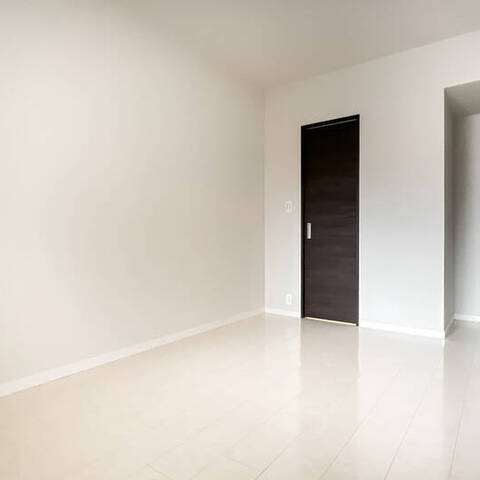 クイーンズパレス東京中央の室内写真