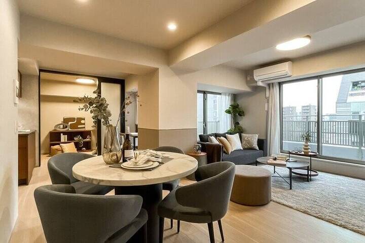 新御徒町駅 / 2LDK＋納戸 / 82.79㎡