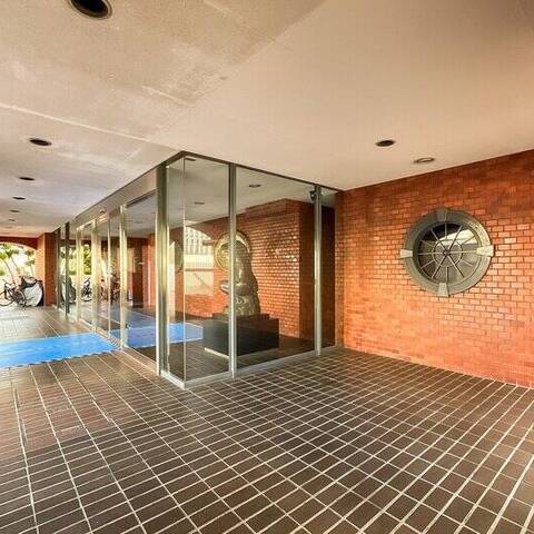 ドルフブルーメンの建物・共用部写真