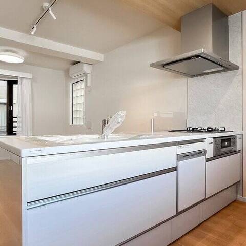 アリーナ赤塚の室内写真