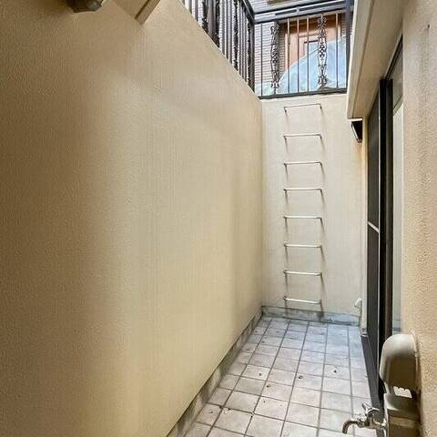 アリーナ赤塚の室内写真