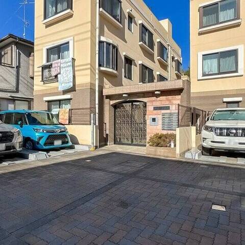 アリーナ赤塚の室内写真