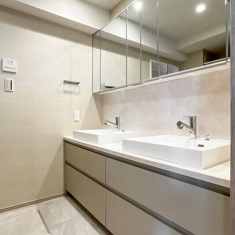 ライオンズスクエア用賀の室内写真